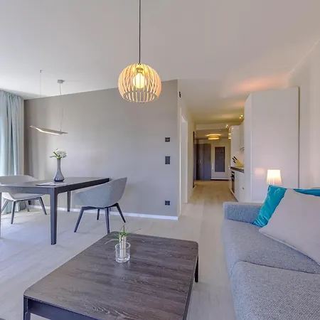 5 Sterne Grosse Strandperle Fuer Ihren Urlaub Zwischen Ostsee Und Bodden * Wustrow (Fischland)